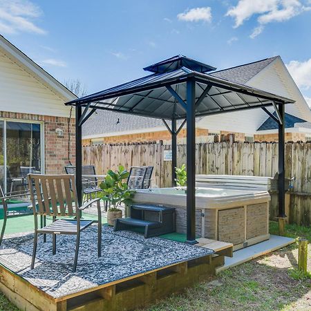 Orange Beach Home With Hot Tub Less Than 2 Mi To The Wharf Exterior photo